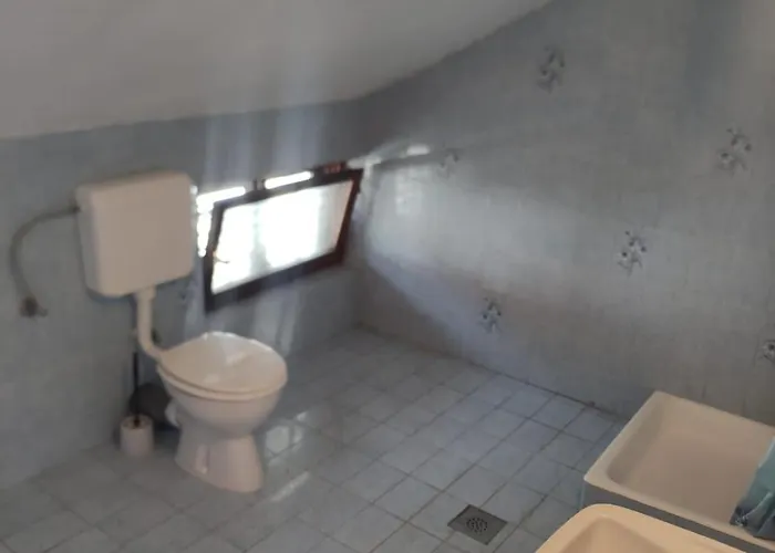 Apartment Sandy Jesenice (Split-Dalmatia)